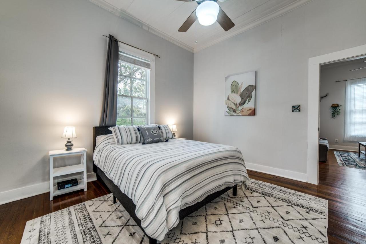 Downtown Historic 2Bdrm, Walk To Riverwalk, Alamo; Beautifully Renovated! San Antonio Eksteriør bilde