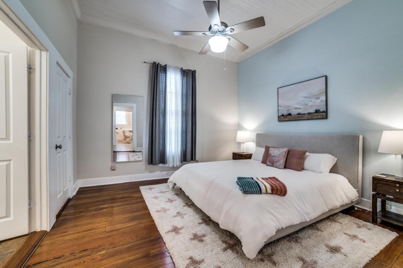 Downtown Historic 2Bdrm, Walk To Riverwalk, Alamo; Beautifully Renovated! San Antonio Eksteriør bilde